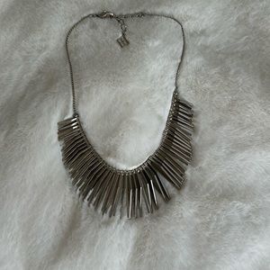 Stella & Dot statement necklace, silver, excellent condition